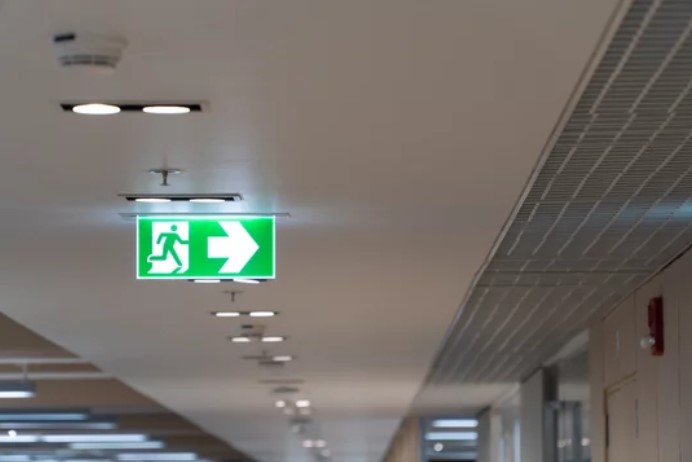 BS 5266-1 standards for emergency lighting